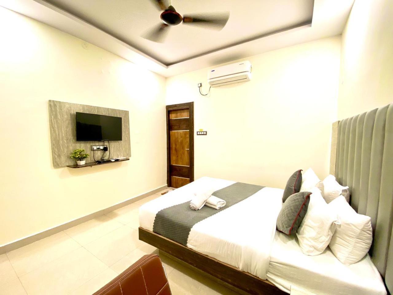 Hotel Sky International- Airport Zone Hyderabad Шамшабад Экстерьер фото