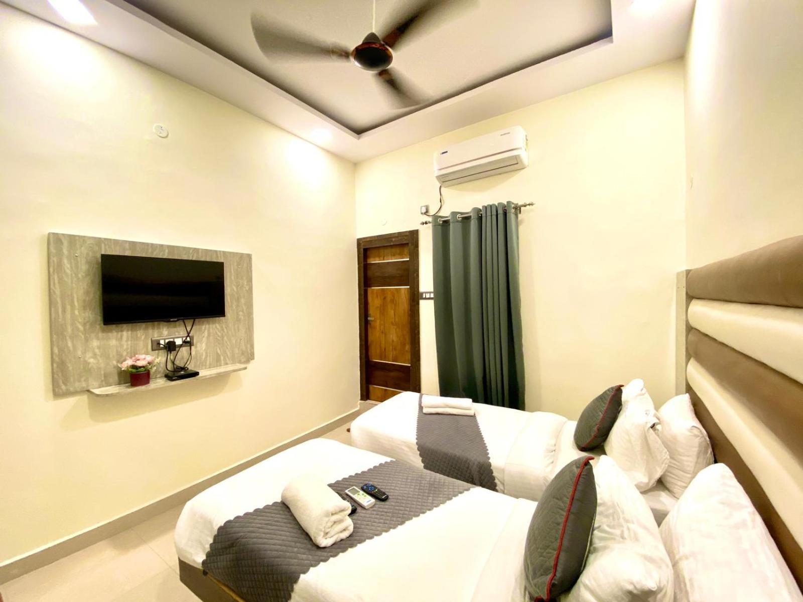 Hotel Sky International- Airport Zone Hyderabad Шамшабад Экстерьер фото