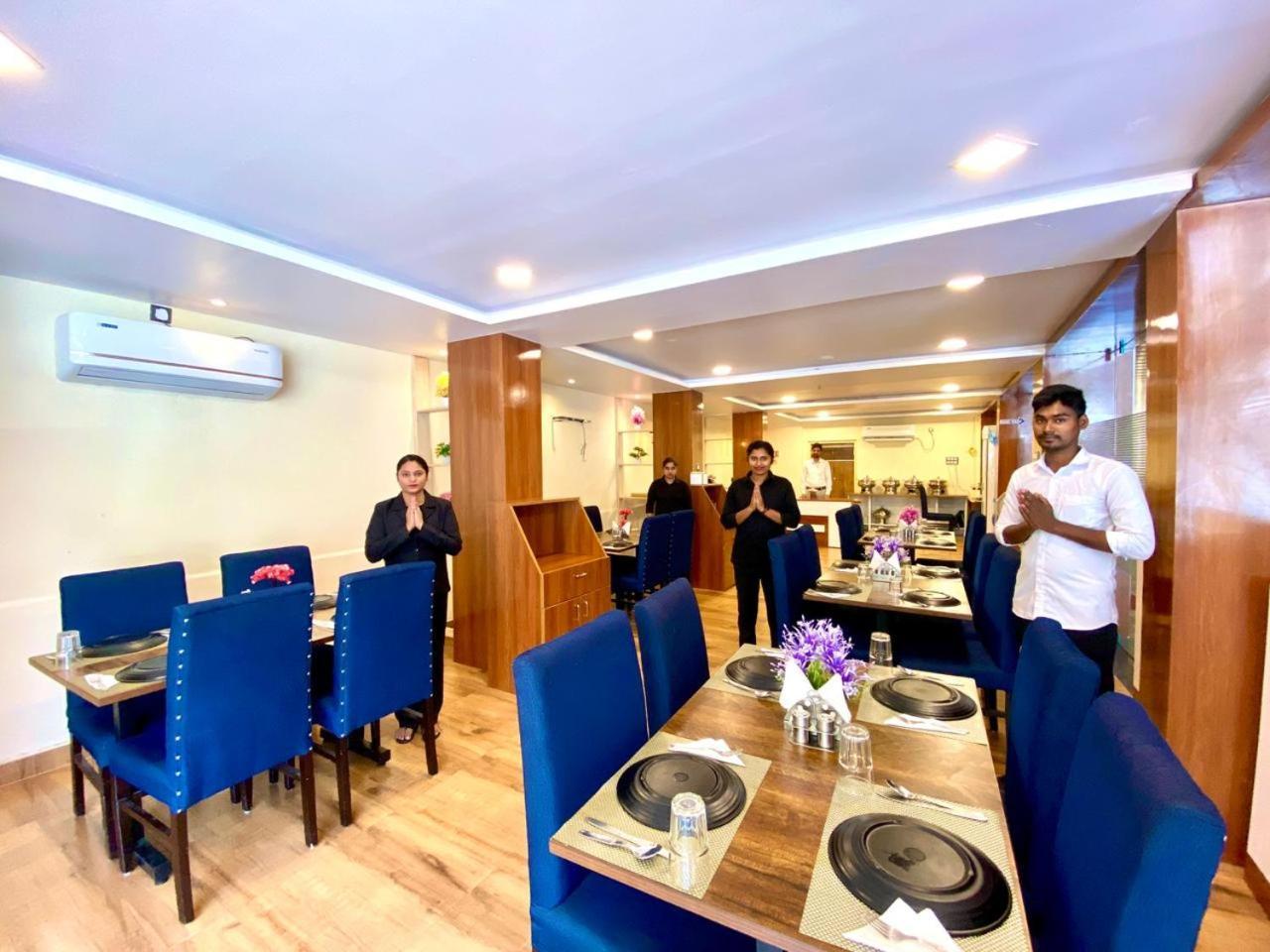 Hotel Sky International- Airport Zone Hyderabad Шамшабад Экстерьер фото