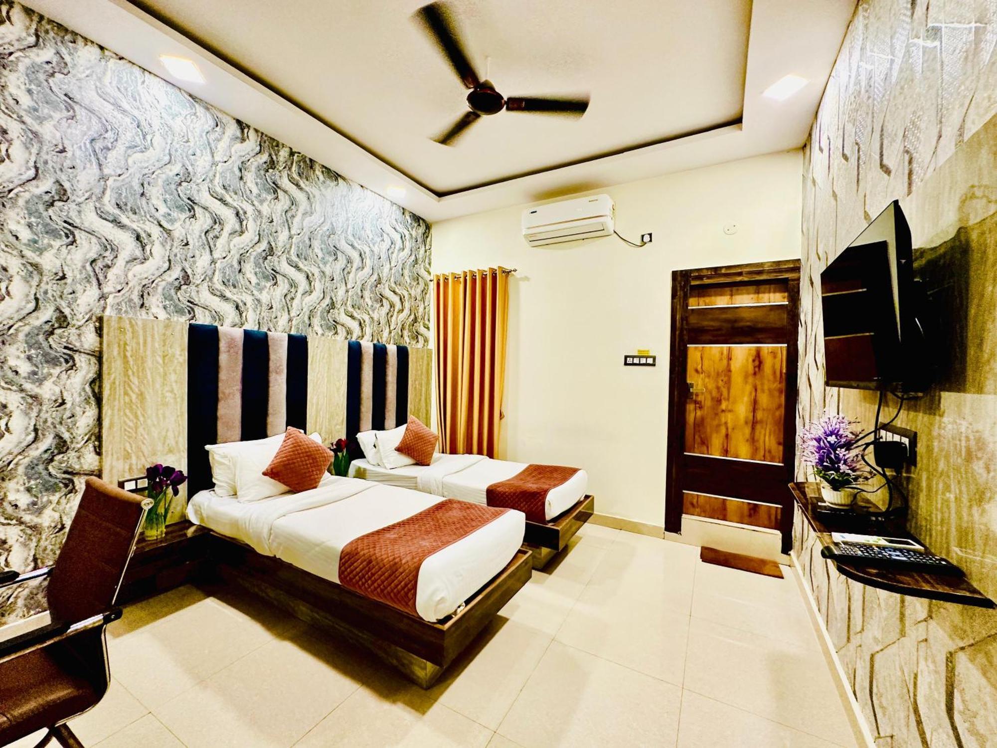 Hotel Sky International- Airport Zone Hyderabad Шамшабад Экстерьер фото