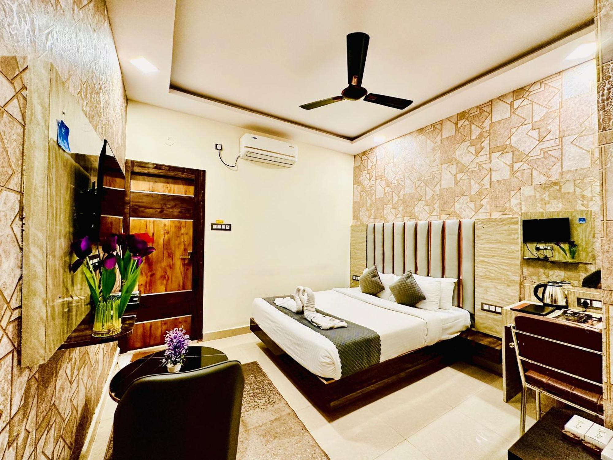 Hotel Sky International- Airport Zone Hyderabad Шамшабад Экстерьер фото