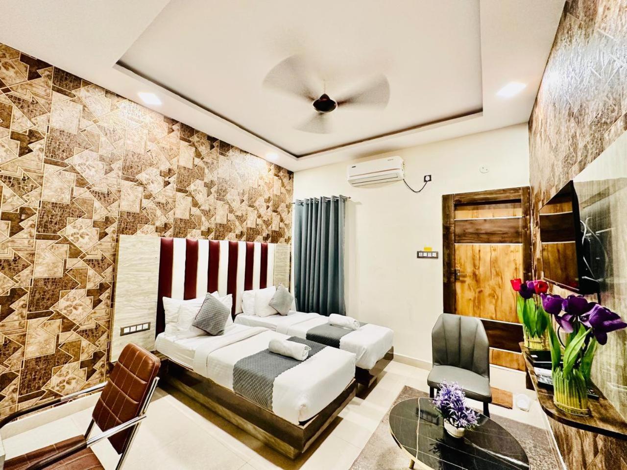 Hotel Sky International- Airport Zone Hyderabad Шамшабад Экстерьер фото