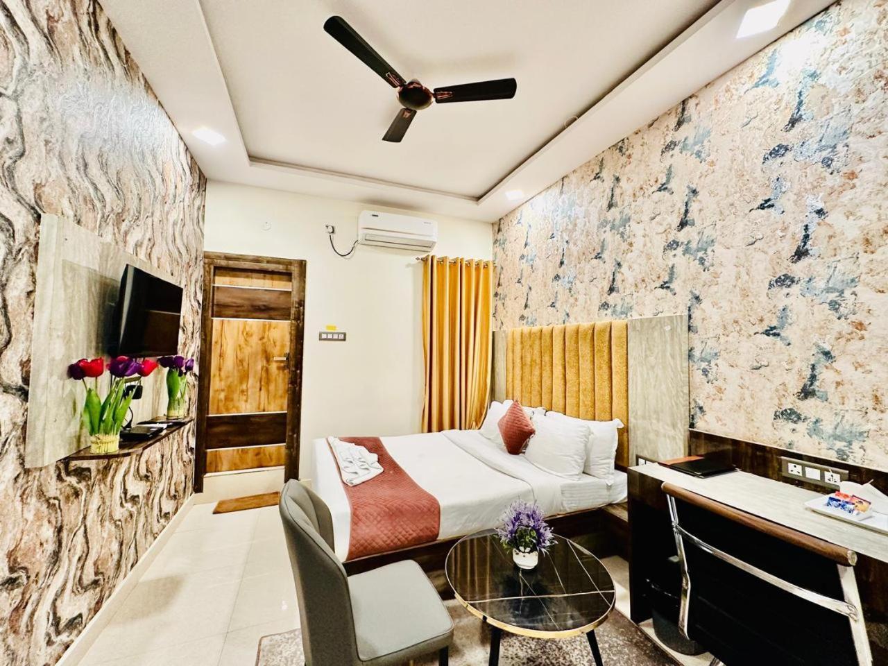 Hotel Sky International- Airport Zone Hyderabad Шамшабад Экстерьер фото